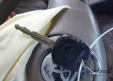 2008 Toyota Corolla Ce z USA, uszkodzony, nr VIN 1NXBR32E38Z968084